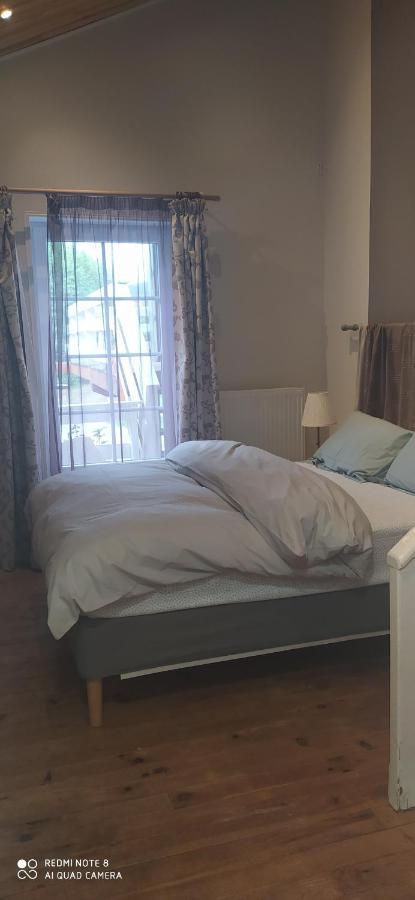 Logement Independant Attenant A Une Maison Dans Grand Jardin Retournac Екстериор снимка